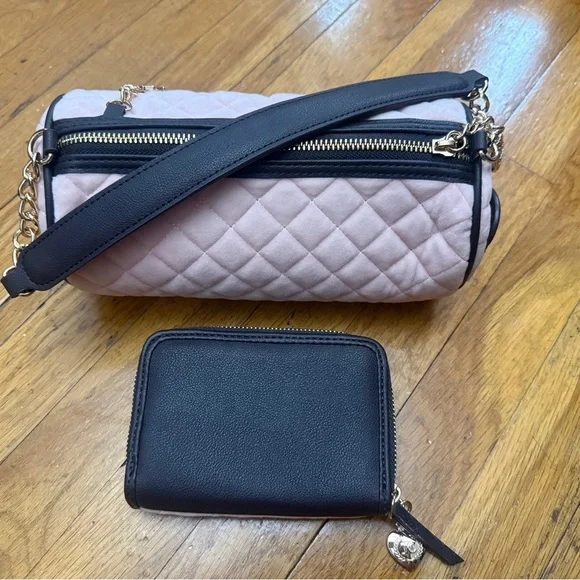 Juicy Couture Pink Barrel Purse And Wallet Handbag Shoulder Bag - Picture 2 of 4